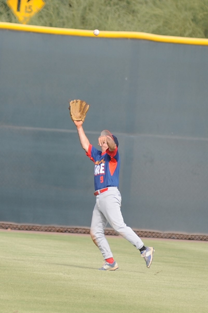 Dragons_2017-10-30 (455).jpg - (c)2010 DeVetter